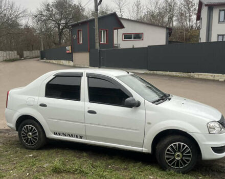 Белый Рено Логан, объемом двигателя 1.39 л и пробегом 210 тыс. км за 2700 $, фото 1 на Automoto.ua