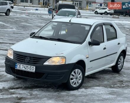 Белый Рено Логан, объемом двигателя 1.39 л и пробегом 200 тыс. км за 2999 $, фото 1 на Automoto.ua