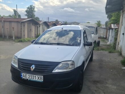 Білий Рено Логан, об'ємом двигуна 1.5 л та пробігом 258 тис. км за 3200 $, фото 1 на Automoto.ua