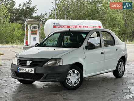 Рено Логан 2011 в Днепре (Днепропетровске) на Automoto.ua Белый Рено Логан, объемом двигателя 1.39 л и пробегом 386 тыс. км за 1999 $, фото 1 на Automoto.ua