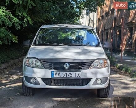 Белый Рено Логан, объемом двигателя 1.39 л и пробегом 450 тыс. км за 3650 $, фото 1 на Automoto.ua