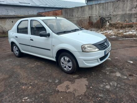 Рено Логан 2012 в Конотопе на Automoto.ua Белый Рено Логан, объемом двигателя 1.4 л и пробегом 217 тыс. км за 4000 $, фото 1 на Automoto.ua