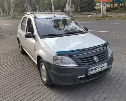 Белый Рено Логан, объемом двигателя 1.39 л и пробегом 48 тыс. км за 5000 $, фото 1 на Automoto.ua