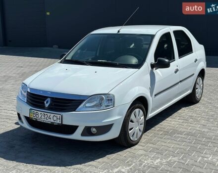 Білий Рено Логан, об'ємом двигуна 1.4 л та пробігом 163 тис. км за 4300 $, фото 1 на Automoto.ua