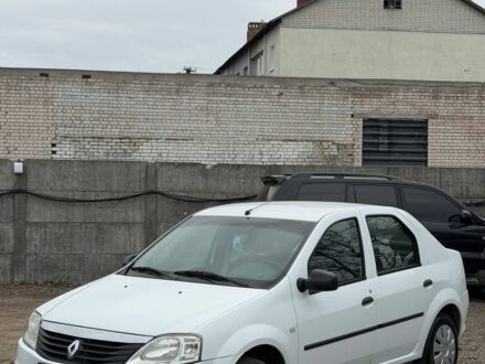 Белый Рено Логан, объемом двигателя 1.4 л и пробегом 191 тыс. км за 4100 $, фото 1 на Automoto.ua