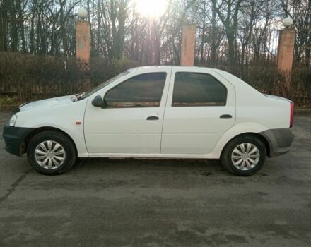 Белый Рено Логан, объемом двигателя 1.4 л и пробегом 780 тыс. км за 2600 $, фото 1 на Automoto.ua
