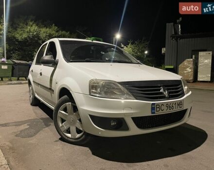 Білий Рено Логан, об'ємом двигуна 1.4 л та пробігом 186 тис. км за 3555 $, фото 1 на Automoto.ua