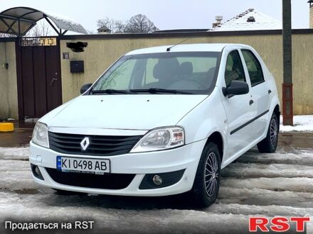 Белый Рено Логан, объемом двигателя 1.4 л и пробегом 213 тыс. км за 3899 $, фото 1 на Automoto.ua