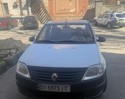 Белый Рено Логан, объемом двигателя 1.4 л и пробегом 400 тыс. км за 2200 $, фото 1 на Automoto.ua