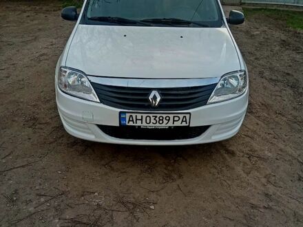 Білий Рено Логан, об'ємом двигуна 1.4 л та пробігом 256 тис. км за 3000 $, фото 1 на Automoto.ua