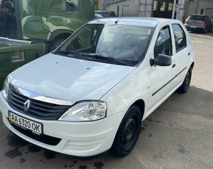 Білий Рено Логан, об'ємом двигуна 1.39 л та пробігом 380 тис. км за 3950 $, фото 1 на Automoto.ua