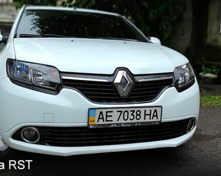 Белый Рено Логан, объемом двигателя 1.2 л и пробегом 130 тыс. км за 4500 $, фото 1 на Automoto.ua