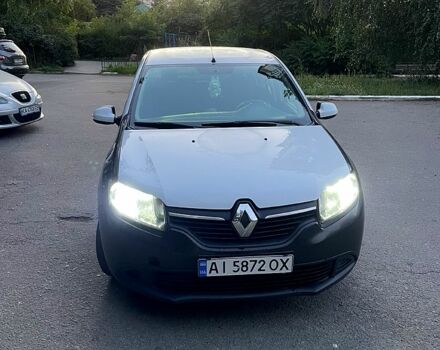 Білий Рено Логан, об'ємом двигуна 1.1 л та пробігом 410 тис. км за 3200 $, фото 1 на Automoto.ua