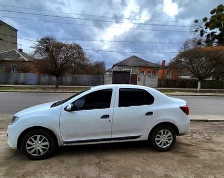 Белый Рено Логан, объемом двигателя 1.4 л и пробегом 124 тыс. км за 7500 $, фото 1 на Automoto.ua