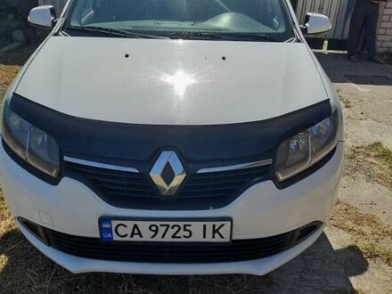 Рено Логан 2013 у Черкасах на Automoto.ua Білий Рено Логан, об'ємом двигуна 1.15 л та пробігом 233 тис. км за 3999 $, фото 1 на Automoto.ua