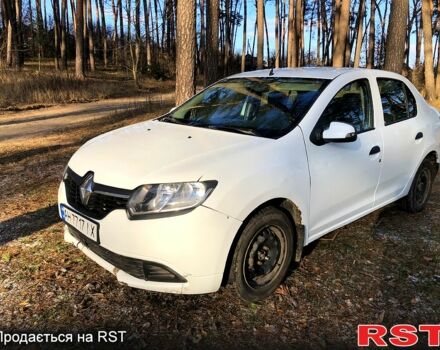 Белый Рено Логан, объемом двигателя 1.1 л и пробегом 400 тыс. км за 2700 $, фото 1 на Automoto.ua