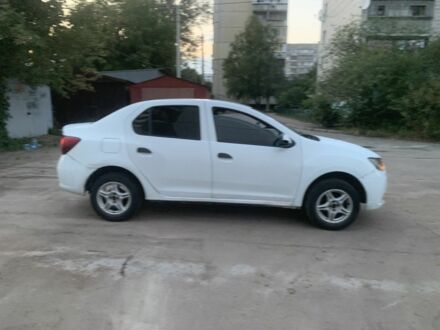 Білий Рено Логан, об'ємом двигуна 1.2 л та пробігом 600 тис. км за 1500 $, фото 1 на Automoto.ua