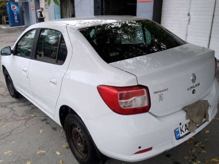 Белый Рено Логан, объемом двигателя 1.6 л и пробегом 225 тыс. км за 3600 $, фото 1 на Automoto.ua