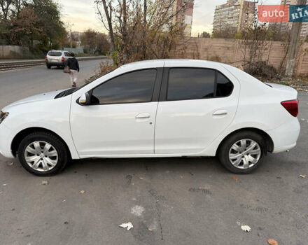 Белый Рено Логан, объемом двигателя 1.15 л и пробегом 187 тыс. км за 5000 $, фото 1 на Automoto.ua