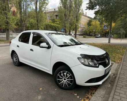 Рено Логан 2013 в Николаеве на Automoto.ua Белый Рено Логан, объемом двигателя 1.1 л и пробегом 410 тыс. км за 4300 $, фото 1 на Automoto.ua