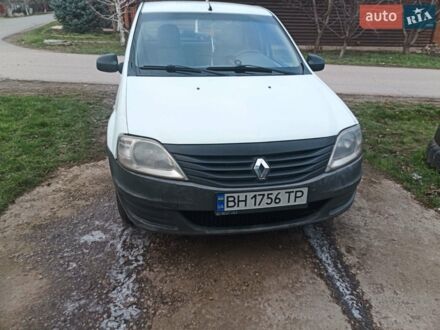 Белый Рено Логан, объемом двигателя 1.39 л и пробегом 500 тыс. км за 2499 $, фото 1 на Automoto.ua
