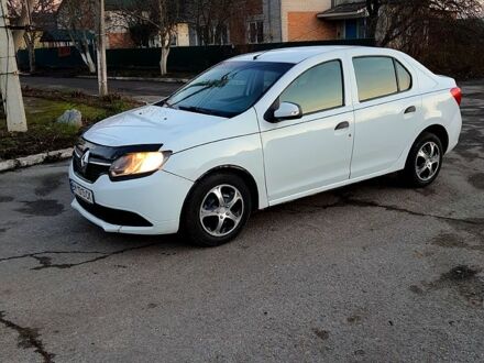 Белый Рено Логан, объемом двигателя 1.1 л и пробегом 270 тыс. км за 3200 $, фото 1 на Automoto.ua