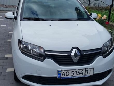Рено Логан 2013 у Сваляве на Automoto.ua Білий Рено Логан, об'ємом двигуна 1.1 л та пробігом 89 тис. км за 6300 $, фото 1 на Automoto.ua