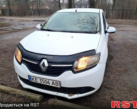 Белый Рено Логан, объемом двигателя 1.1 л и пробегом 300 тыс. км за 4000 $, фото 1 на Automoto.ua