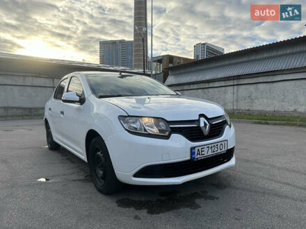 Рено Логан 2014 у Києві на Automoto.ua Білий Рено Логан, об'ємом двигуна 1.15 л та пробігом 145 тис. км за 4600 $, фото 1 на Automoto.ua