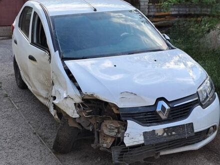 Білий Рено Логан, об'ємом двигуна 1.2 л та пробігом 180 тис. км за 1186 $, фото 1 на Automoto.ua