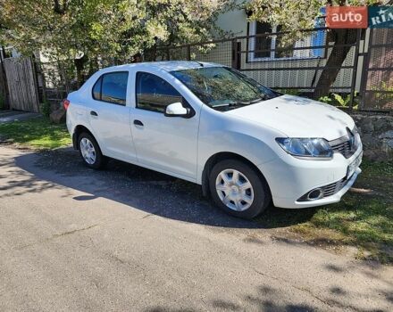 Белый Рено Логан, объемом двигателя 1.15 л и пробегом 42 тыс. км за 8900 $, фото 1 на Automoto.ua