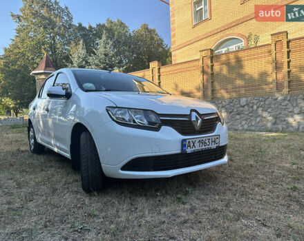 Білий Рено Логан, об'ємом двигуна 1.15 л та пробігом 133 тис. км за 5000 $, фото 1 на Automoto.ua