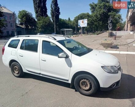Білий Рено Логан, об'ємом двигуна 1.5 л та пробігом 205 тис. км за 6001 $, фото 1 на Automoto.ua