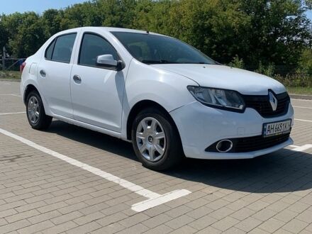 Білий Рено Логан, об'ємом двигуна 1.2 л та пробігом 180 тис. км за 3700 $, фото 1 на Automoto.ua
