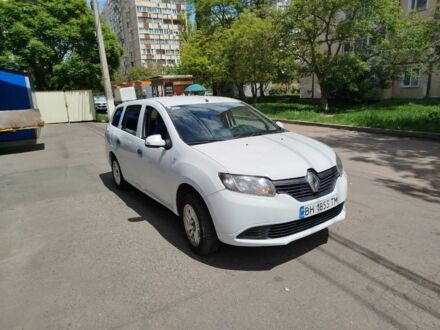 Рено Логан 2015 у Одесі на Automoto.ua Білий Рено Логан, об'ємом двигуна 1.6 л та пробігом 151 тис. км за 5500 $, фото 1 на Automoto.ua