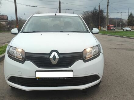 Белый Рено Логан, объемом двигателя 1.5 л и пробегом 225 тыс. км за 5300 $, фото 1 на Automoto.ua
