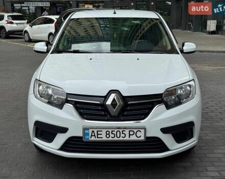 Білий Рено Логан, об'ємом двигуна 1.15 л та пробігом 180 тис. км за 4650 $, фото 1 на Automoto.ua