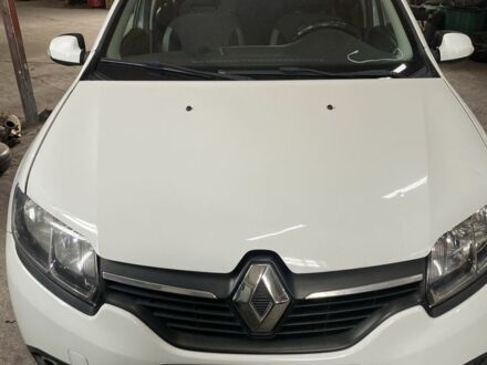 Белый Рено Логан, объемом двигателя 1.1 л и пробегом 3 тыс. км за 6500 $, фото 1 на Automoto.ua