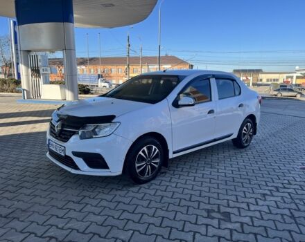 Белый Рено Логан, объемом двигателя 1.1 л и пробегом 270 тыс. км за 3800 $, фото 1 на Automoto.ua