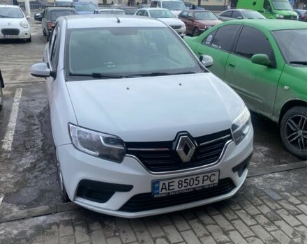 Белый Рено Логан, объемом двигателя 1.1 л и пробегом 180 тыс. км за 6099 $, фото 1 на Automoto.ua