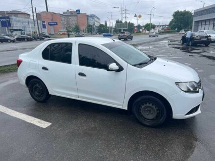 Белый Рено Логан, объемом двигателя 1.2 л и пробегом 285 тыс. км за 6100 $, фото 1 на Automoto.ua