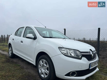 Білий Рено Логан, об'ємом двигуна 1.15 л та пробігом 153 тис. км за 5000 $, фото 1 на Automoto.ua