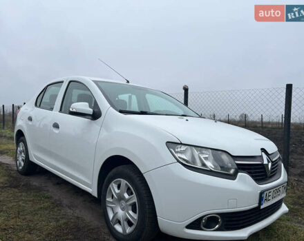 Белый Рено Логан, объемом двигателя 1.15 л и пробегом 153 тыс. км за 5000 $, фото 1 на Automoto.ua