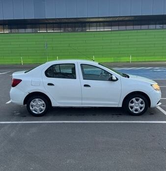 Белый Рено Логан, объемом двигателя 1.15 л и пробегом 173 тыс. км за 4000 $, фото 1 на Automoto.ua