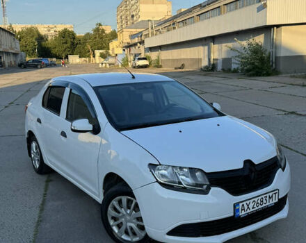Білий Рено Логан, об'ємом двигуна 1.15 л та пробігом 375 тис. км за 4400 $, фото 1 на Automoto.ua