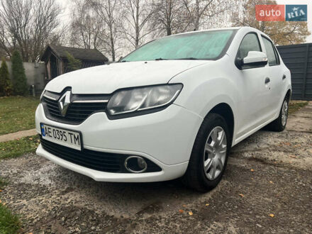 Белый Рено Логан, объемом двигателя 1.15 л и пробегом 153 тыс. км за 5300 $, фото 1 на Automoto.ua
