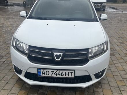 Белый Рено Логан, объемом двигателя 1.5 л и пробегом 282 тыс. км за 6500 $, фото 1 на Automoto.ua