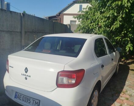 Білий Рено Логан, об'ємом двигуна 1.1 л та пробігом 280 тис. км за 4000 $, фото 1 на Automoto.ua