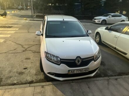 Білий Рено Логан, об'ємом двигуна 1.1 л та пробігом 270 тис. км за 4300 $, фото 1 на Automoto.ua