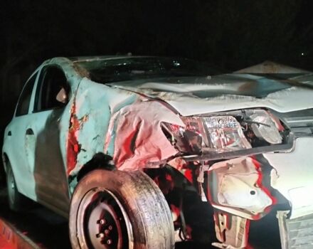 Белый Рено Логан, объемом двигателя 0 л и пробегом 230 тыс. км за 1100 $, фото 1 на Automoto.ua